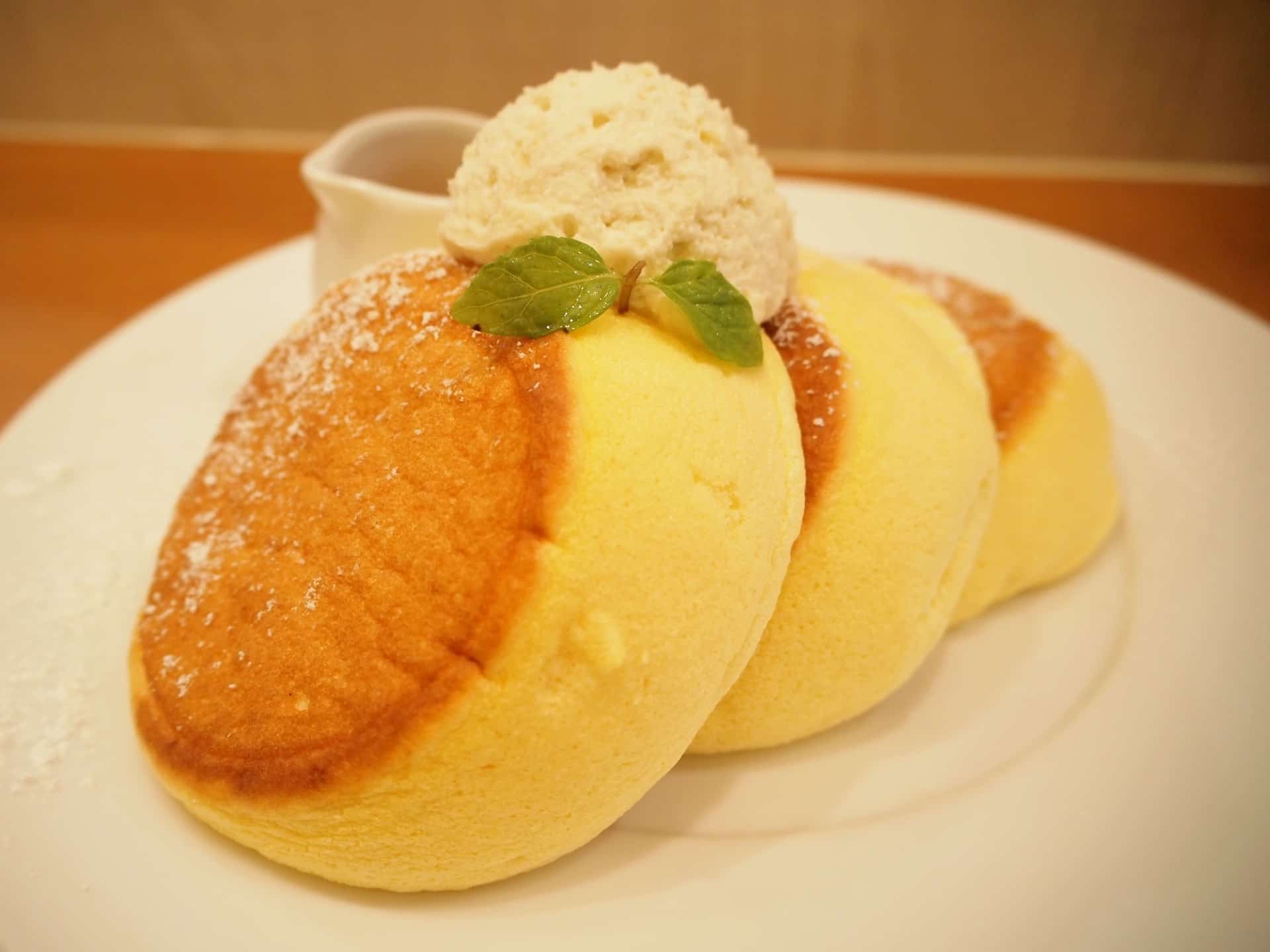 幸せのパンケーキ神戸店 三宮にも ふわふわでとろける食感はやみつき