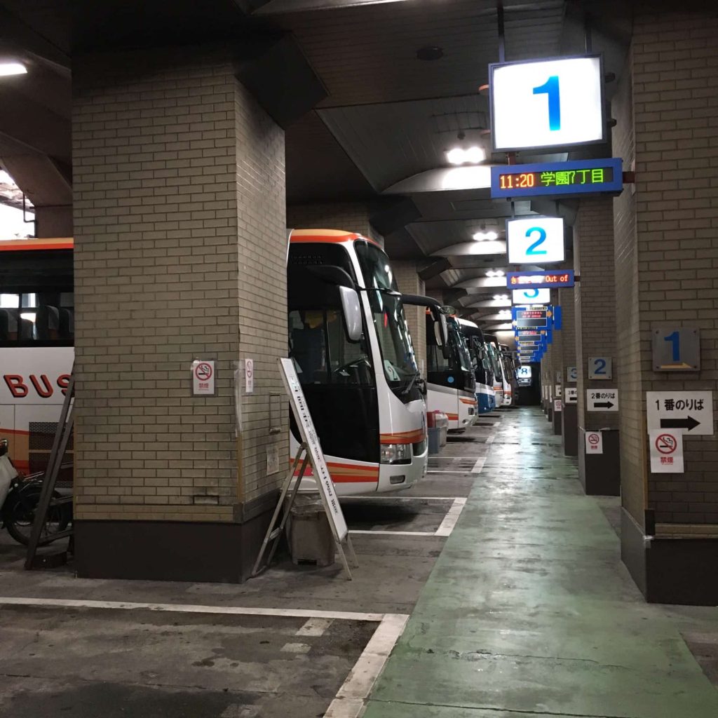 三宮 神戸三田プレミアムアウトレット バス シャトルバス 乗り場