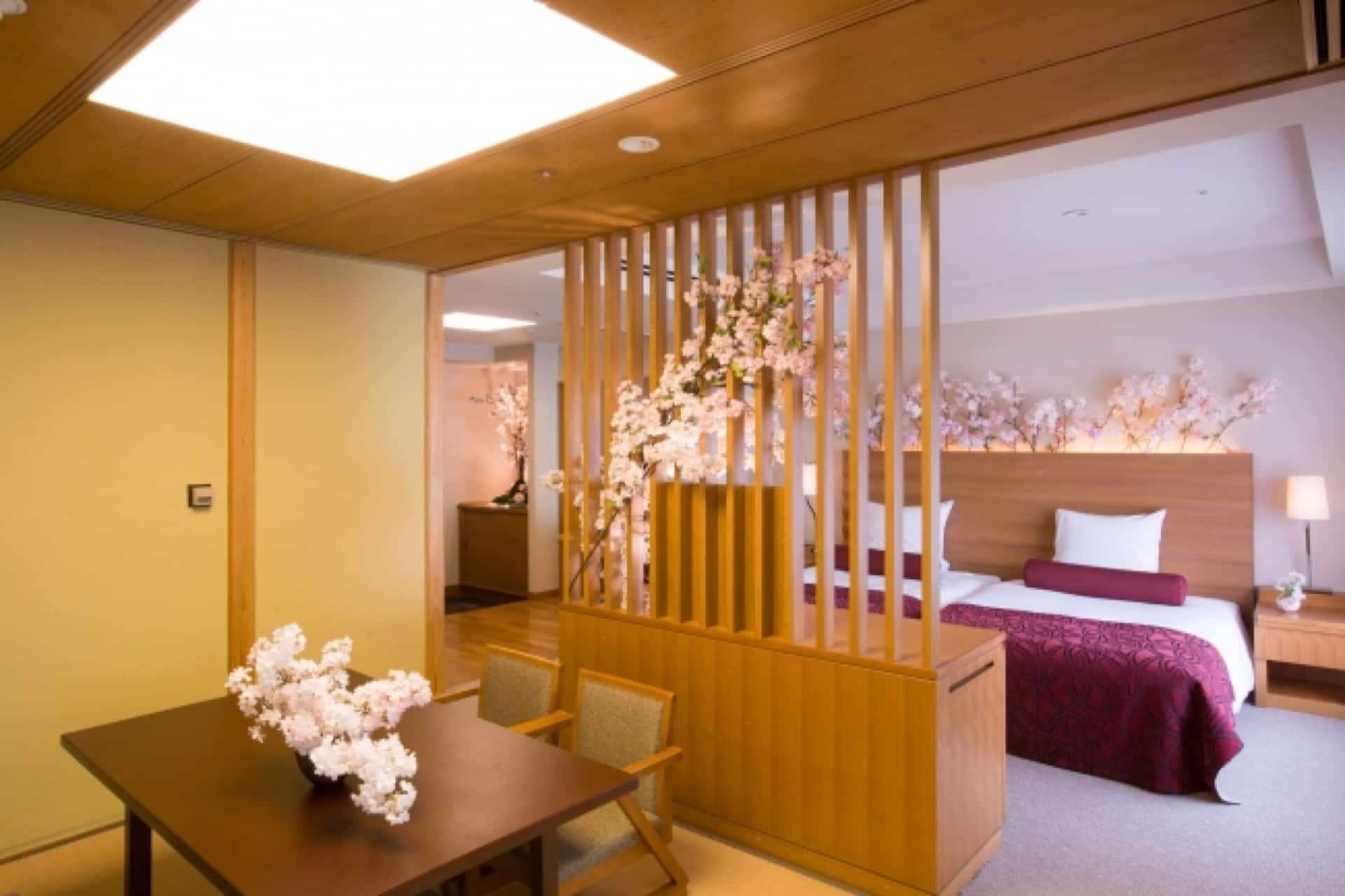 桜がいっぱいのお部屋…♡ホテルオークラ神戸で”お部屋でお花見”が叶うプランが1日1室限定で登場
