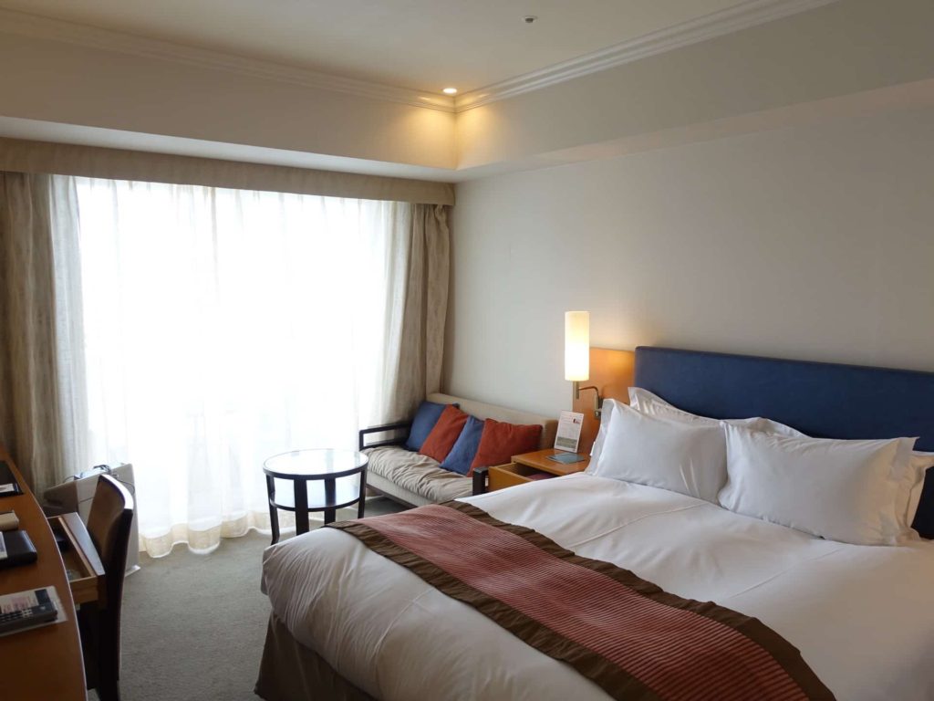 宿泊記 神戸メリケンパークオリエンタルホテル スーペリアダブル 海に面したバルコニー付き