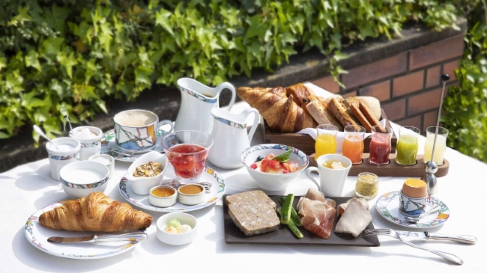 2019年6月、神戸北野ホテルで「世界一の朝食」をベースにした新バージョン「ひょうごレーズ」を提供開始