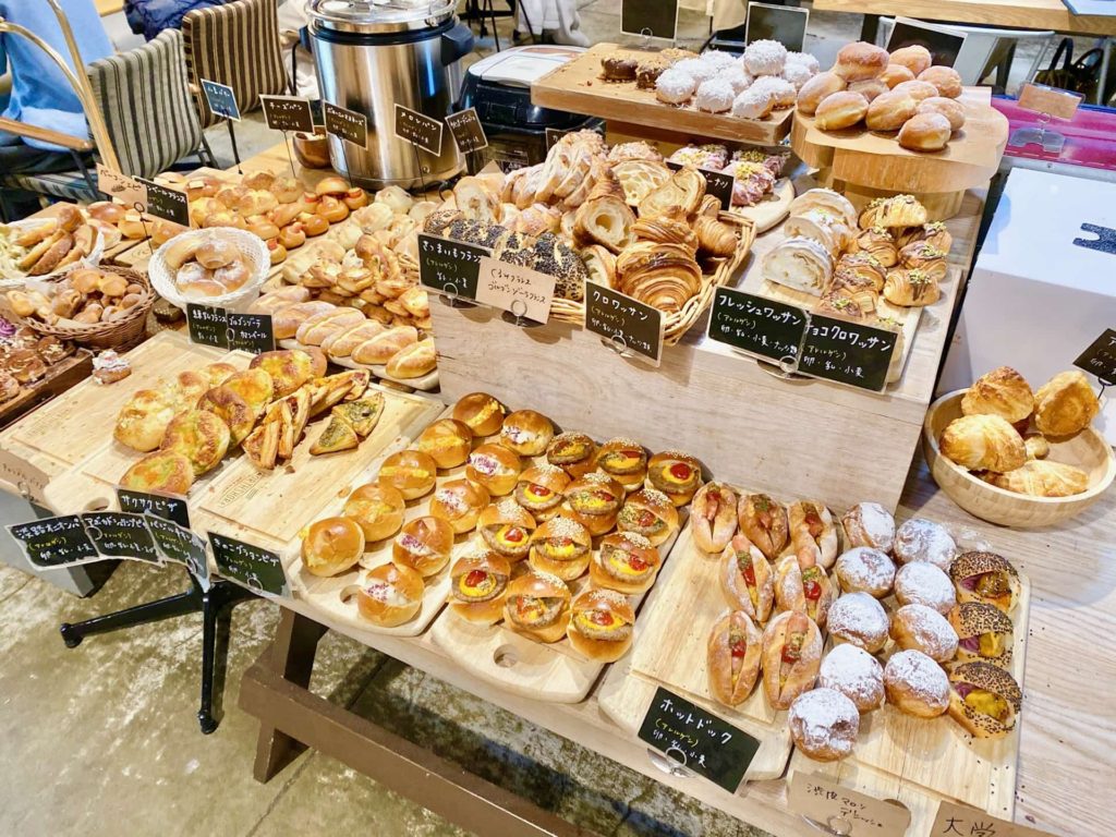 ノースショア神戸 Goodays Bakery ハーバーランドでパン食べ放題ランチ 種類豊富