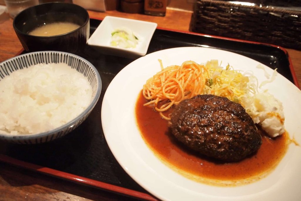 ラミ L’Ami 元町 神戸 洋食 ランチ メニュー 値段 おすすめ オムライス ハンバーグ 感想